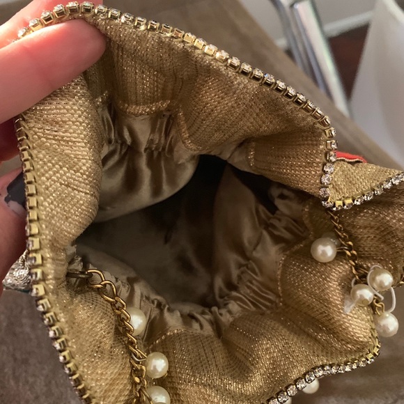 Ornate Pearl Pouch Handbag - Picture 4 of 4